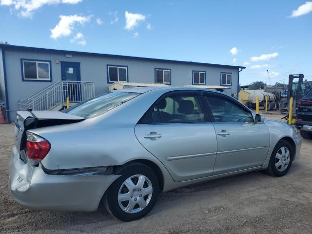 Photo 3 from auction – 2005 TOYOTA CAMRY LE with VIN JTDBE32K753028958