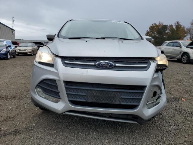 Photo 5 from auction – 2016 FORD ESCAPE with VIN 1FMCU0GX3GUB63180