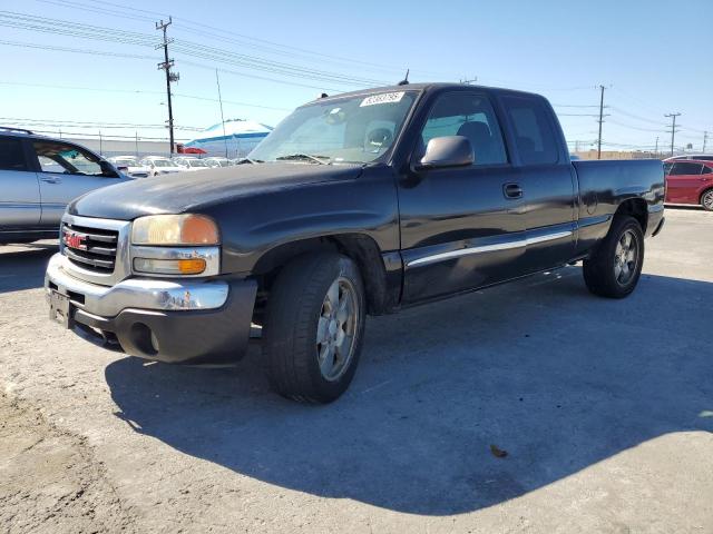 GMC NEW SIERRA 2004 with VIN 2GTEC19N641352303 - Photo from auction