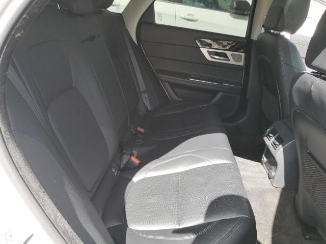 Photo 10 from auction – 2016 JAGUAR XF PRESTIGE with VIN SAJBE4BV2GCY13957