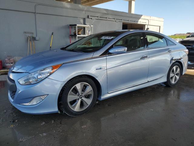 HYUNDAI SONATA HYB 2012 with VIN KMHEC4A45CA036671 - Photo from auction