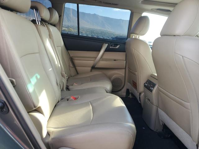 Photo 11 from auction – 2013 TOYOTA HIGHLANDER with VIN 5TDBK3EH5DS246421