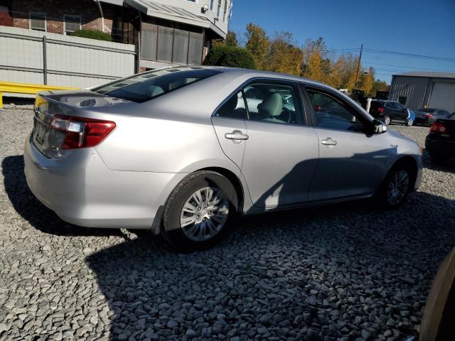 Photo 3 from auction – 2012 TOYOTA CAMRY HYBR with VIN 4T1BD1FK3CU035992
