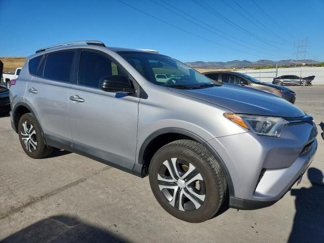 Photo 4 from auction – 2016 TOYOTA RAV4 LE with VIN 2T3BFREV8GW504320