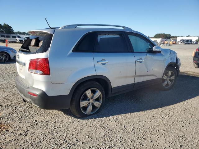 Photo 3 from auction – 2012 KIA SORENTO EX with VIN 5XYKU4A26CG286603