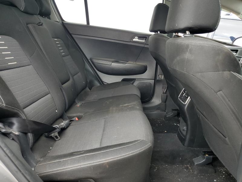 Photo 11 from auction – 2018 KIA SPORTAGE L with VIN KNDPMCAC8J7370537