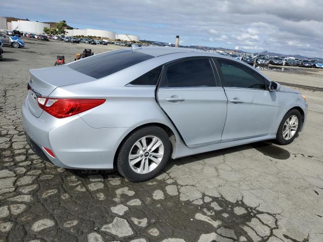 Photo 3 from auction – 2014 HYUNDAI SONATA GLS with VIN 5NPEB4AC5EH882485