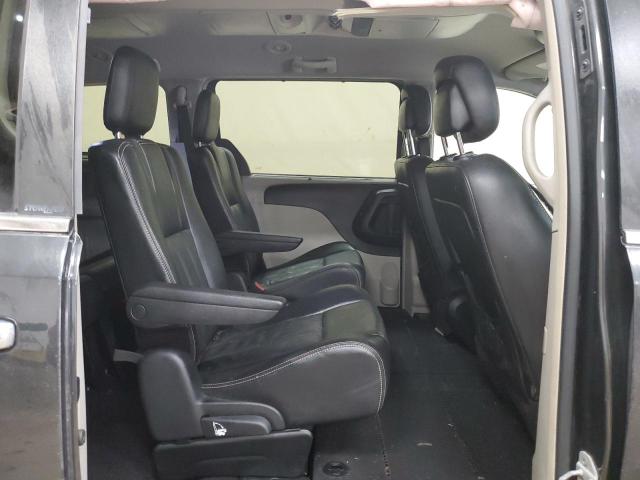Photo 11 from auction – 2012 CHRYSLER TOWN & COU with VIN 2C4RC1CG6CR362406
