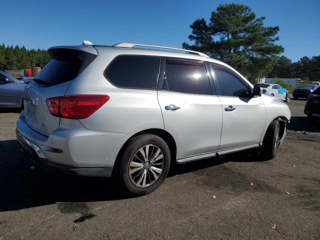 Photo 3 from auction – 2019 NISSAN PATHFINDER S with VIN 5N1DR2MN2KC611167