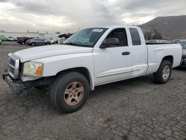 DODGE DAKOTA SLT 2005 with VIN 1D7HE42N85S134437 - Photo from auction