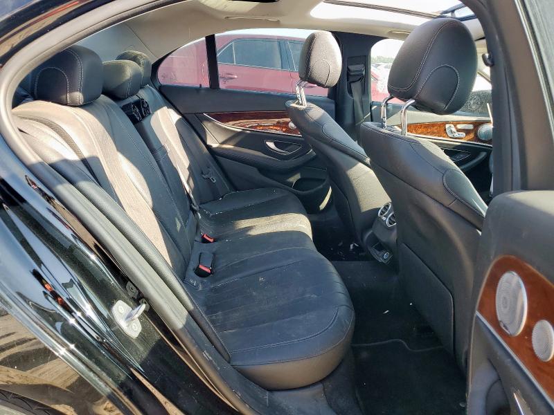 Photo 10 from auction – 2017 MERCEDES-BENZ E 300 with VIN WDDZF4JB9HA119089