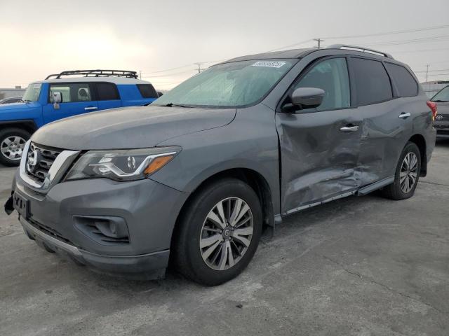 NISSAN PATHFINDER 2017 with VIN 5N1DR2MN9HC602006 - Photo from auction