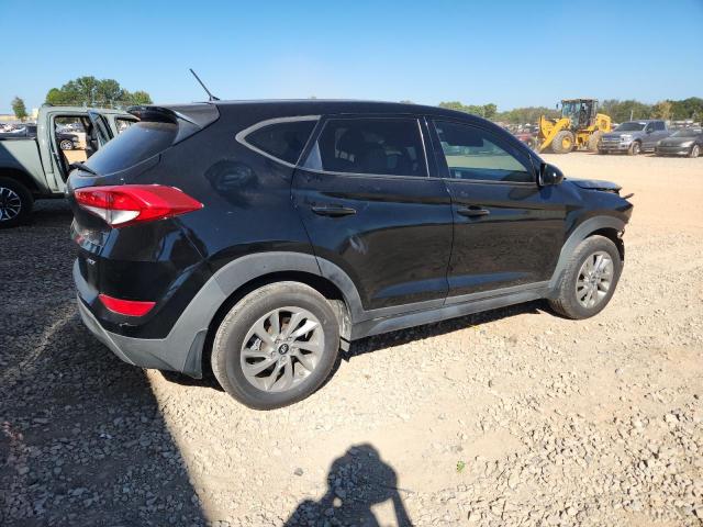 Photo 3 from auction – 2018 HYUNDAI TUCSON SE with VIN KM8J2CA45JU697950