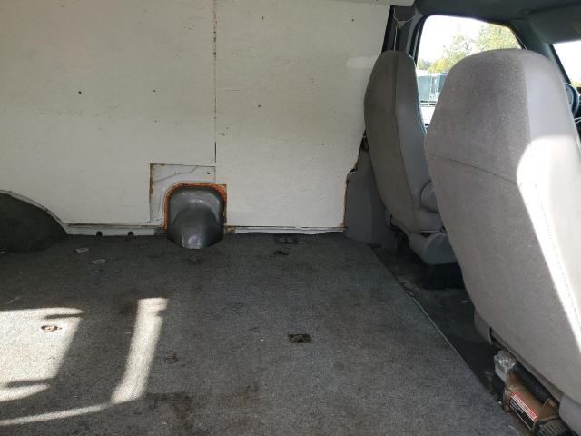 Photo 10 from auction – 2000 FORD ECONOLINE with VIN 1FTNS24L6YHB22441