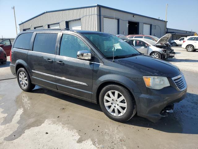 Photo 4 from auction – 2011 CHRYSLER TOWN & COU with VIN 2A4RR8DG7BR635772