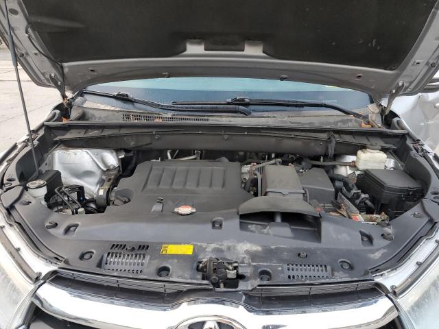 Photo 12 from auction – 2016 TOYOTA HIGHLANDER with VIN 5TDDKRFH1GS353965