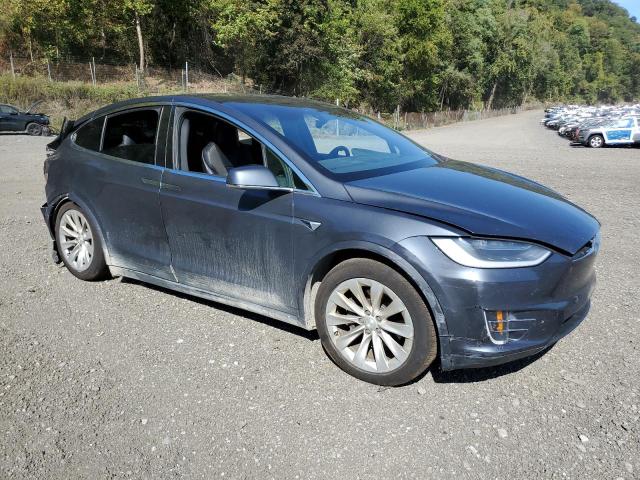 Photo 4 from auction – 2017 TESLA MODEL X with VIN 5YJXCBE29HF045897
