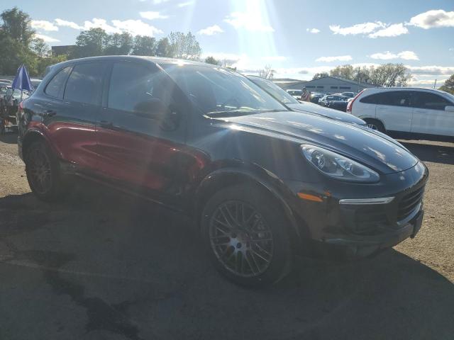 Photo 4 from auction – 2017 PORSCHE CAYENNE with VIN WP1AA2A26HKA81100