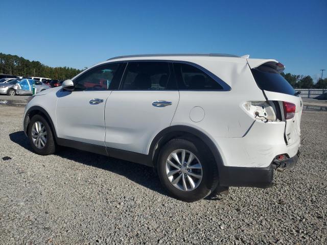 Photo 2 from auction – 2016 KIA SORENTO LX with VIN 5XYPG4A55GG038274