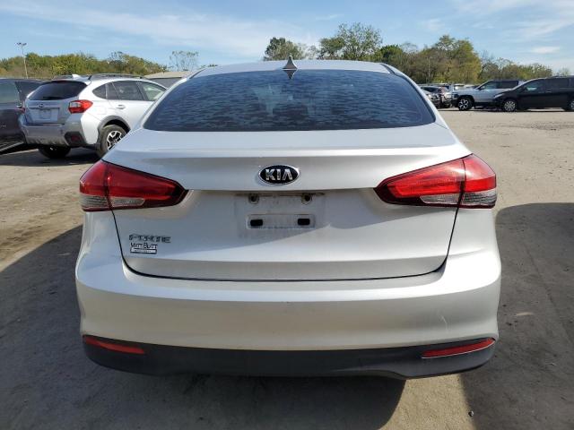 Photo 6 from auction – 2018 KIA FORTE LX with VIN 3KPFK4A78JE246486