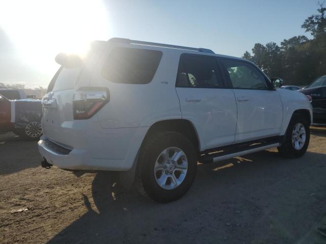 Photo 3 from auction – 2018 TOYOTA 4RUNNER SR with VIN JTEZU5JR2J5179924