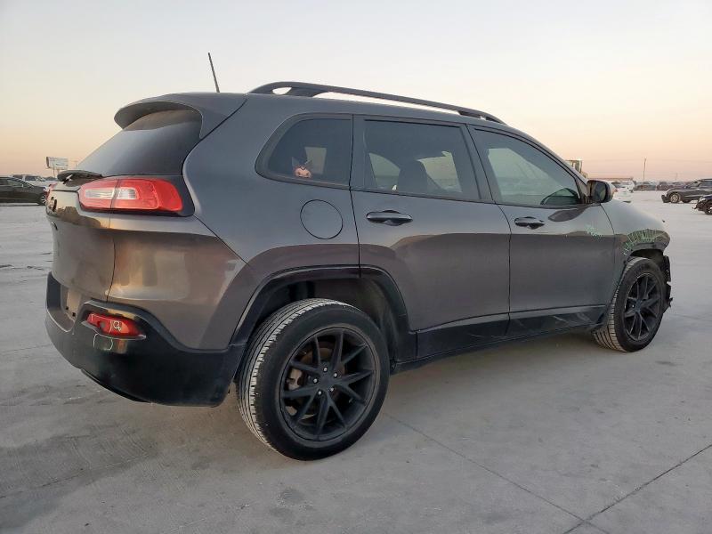 Photo 3 from auction – 2018 JEEP CHEROKEE L with VIN 1C4PJLCB5JD588059
