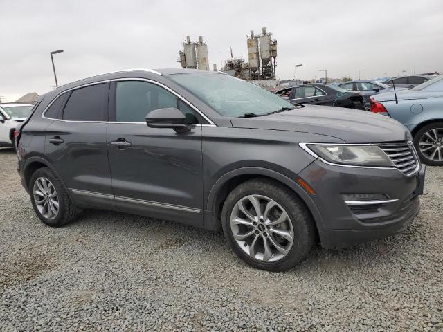 Photo 4 from auction – 2017 LINCOLN MKC SELECT with VIN 5LMCJ2C96HUL34773