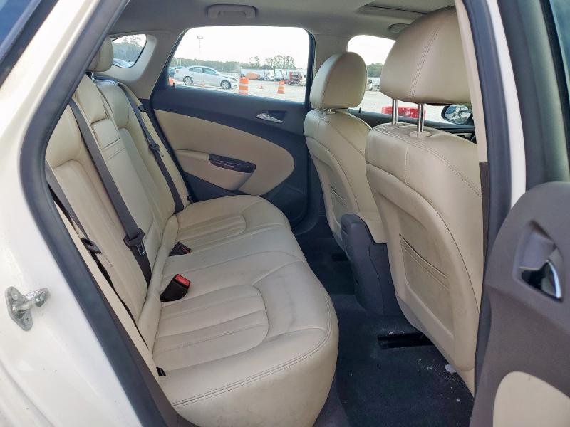 Photo 10 from auction – 2012 BUICK VERANO with VIN 1G4PS5SK2C4205767