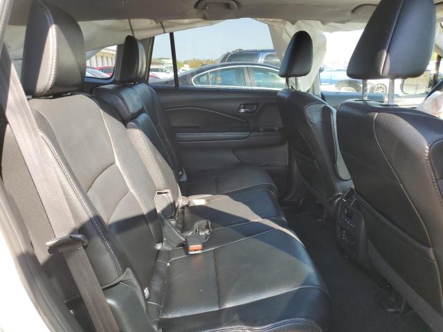 Photo 11 from auction – 2017 HONDA PILOT TOURING with VIN 5FNYF6H9XHB021104