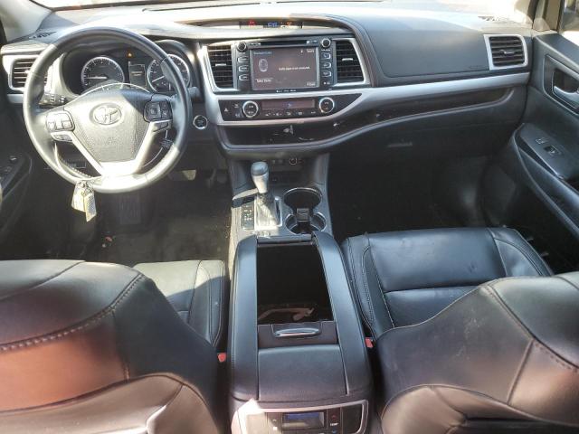 Photo 8 from auction – 2017 TOYOTA HIGHLANDER with VIN 5TDKZRFH8HS526255