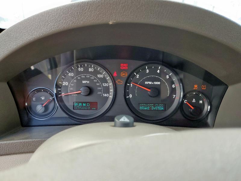 Photo 9 from auction – 2005 JEEP GRAND CHER with VIN 1J4GR48K35C597565