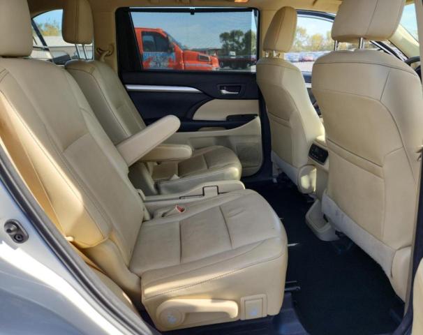 Photo 11 from auction – 2015 TOYOTA HIGHLANDER with VIN 5TDJKRFH0FS180165