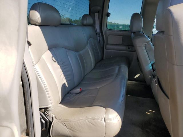 Photo 10 from auction – 2000 CHEVROLET SILVERADO with VIN 1GCEC19T1YZ332603