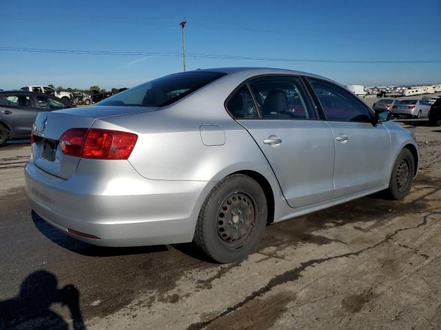 Photo 3 from auction – 2014 VOLKSWAGEN JETTA BASE with VIN 3VW2K7AJXEM234280
