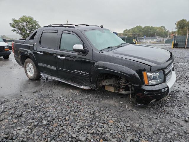 Photo 4 from auction – 2011 CHEVROLET AVALANCHE LT with VIN 3GNTKFE39BG253577