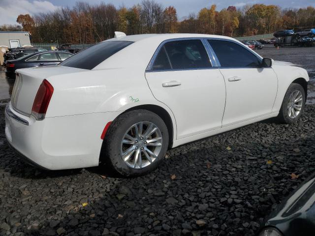 Photo 3 from auction – 2017 CHRYSLER 300 LIMITE with VIN 2C3CCAAG8HH661941