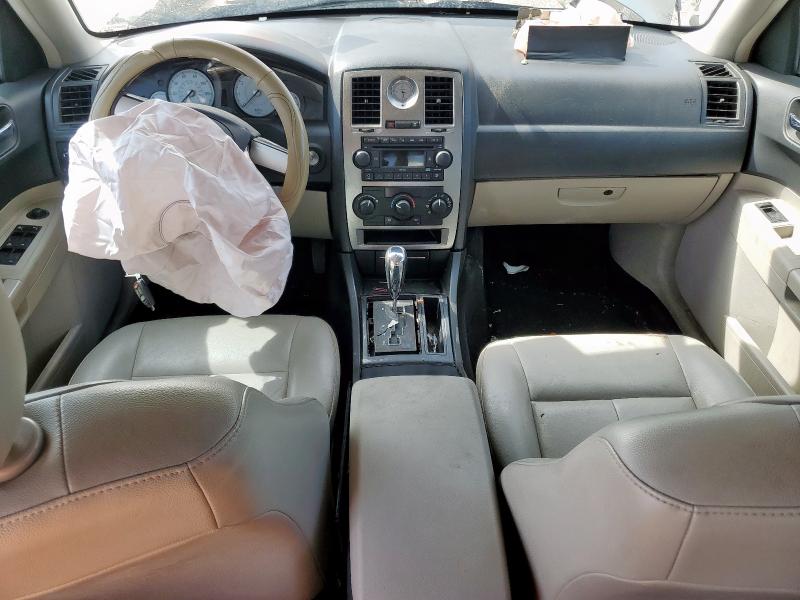 Photo 8 from auction – 2006 CHRYSLER 300 TOURIN with VIN 2C3KA53G86H404748