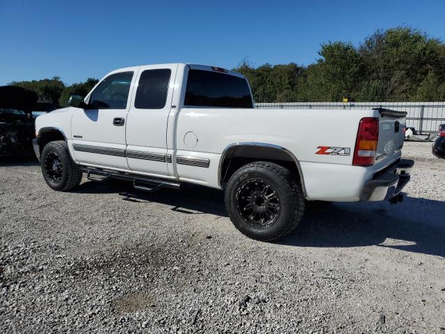 Photo 2 from auction – 2002 CHEVROLET SILVERADO with VIN 1GCEK19T12E201723