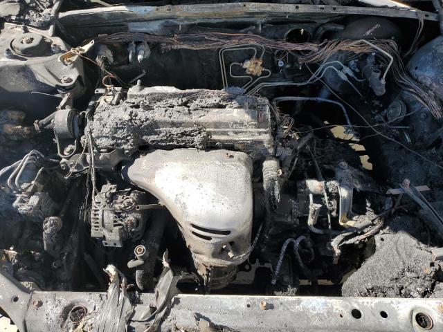 Photo 11 from auction – 2005 TOYOTA CAMRY with VIN 4T1BE32K75U415953