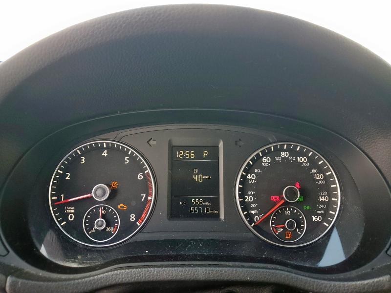 Photo 9 from auction – 2015 VOLKSWAGEN PASSAT S with VIN 1VWAT7A34FC114147
