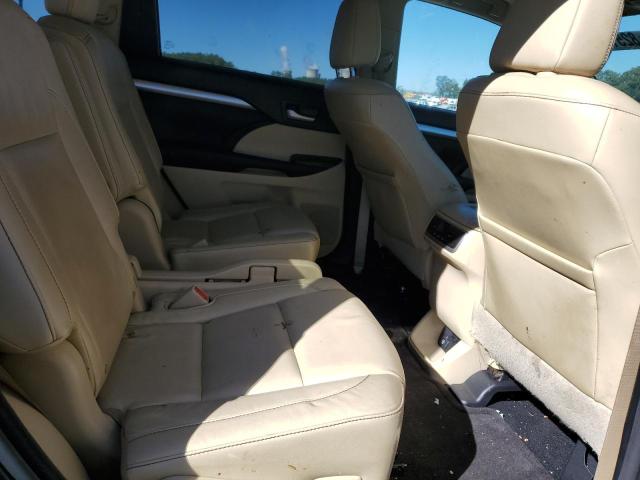 Photo 11 from auction – 2015 TOYOTA HIGHLANDER with VIN 5TDKKRFH8FS044080