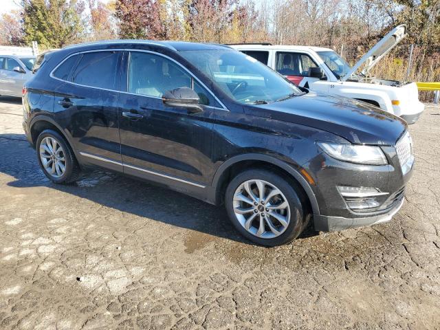 Photo 4 from auction – 2019 LINCOLN MKC SELECT with VIN 5LMCJ2C9XKUL02478