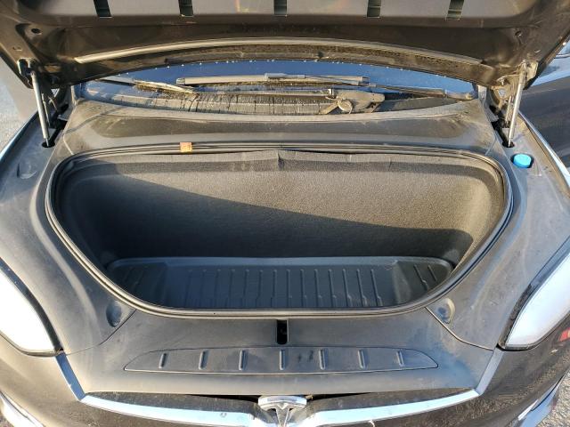 Photo 11 from auction – 2016 TESLA MODEL X with VIN 5YJXCBE27GF028515