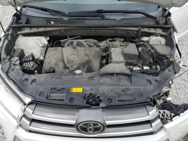 Photo 12 from auction – 2017 TOYOTA HIGHLANDER with VIN 5TDJZRFH4HS482542