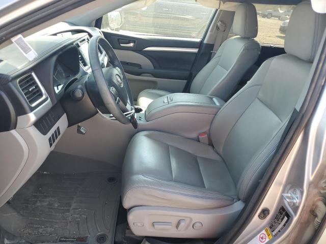 Photo 7 from auction – 2016 TOYOTA HIGHLANDER XLE with VIN 5TDJKRFH7GS284427