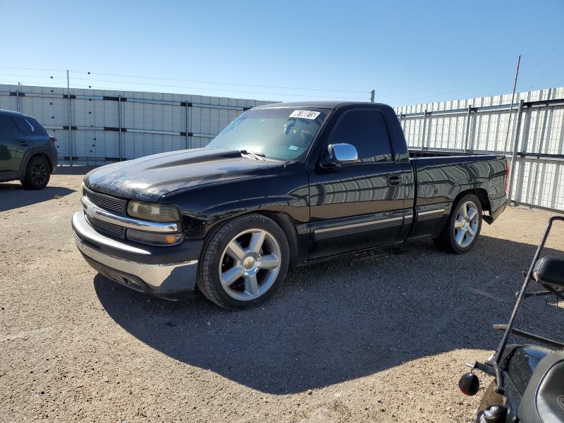 CHEVROLET SILVERADO 2000 with VIN 1GCEC14T1YZ282521 - Photo from auction