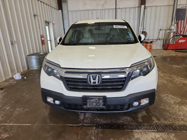 Photo 5 from auction – 2017 HONDA RIDGELINE with VIN 5FPYK3F65HB010103