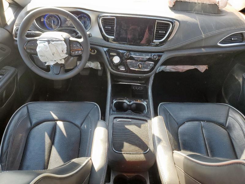 Photo 8 from auction – 2023 CHRYSLER PACIFICA L with VIN 2C4RC1GG8PR625799