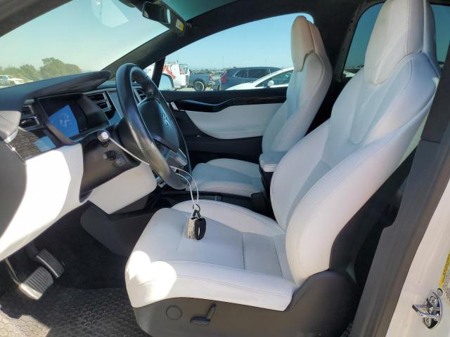 Photo 7 from auction – 2017 TESLA MODEL X with VIN 5YJXCDE27HF065724