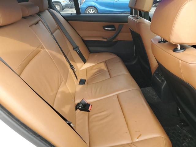 Photo 10 from auction – 2010 BMW 335 I with VIN WBAPM7C52AA366988